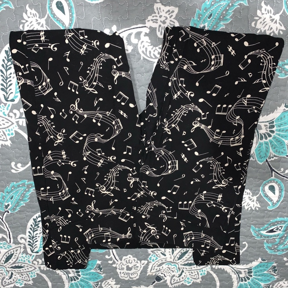Torrid leggings